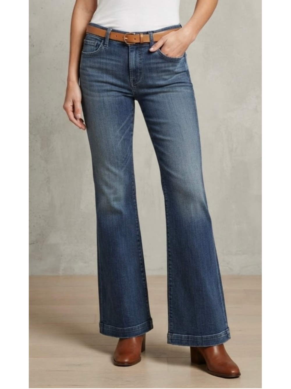 7 For All Mankind Ginger Flare Jeans Dark Wash Size 25 Retro Boho GUC Streetwear